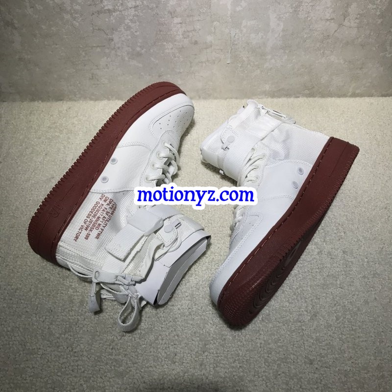 Nike SF Air Force 1 Mid QS